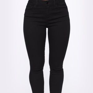 NWT Fashion Nova Jeans